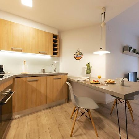 Bravissimo La Mora Apartment ชีโรนา ภายนอก รูปภาพ