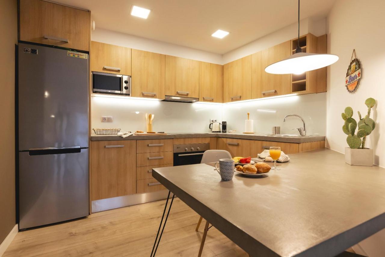 Bravissimo La Mora Apartment ชีโรนา ภายนอก รูปภาพ