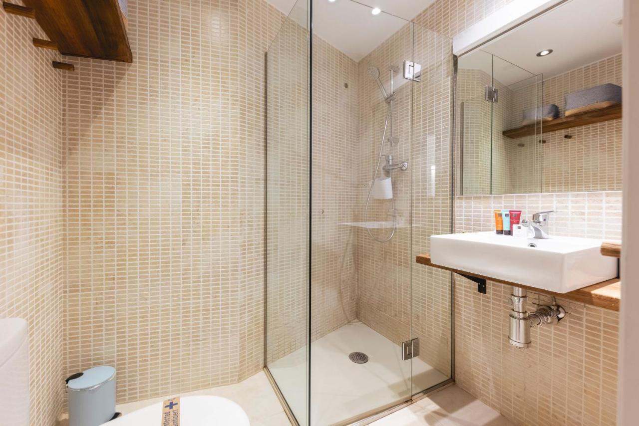 Bravissimo La Mora Apartment ชีโรนา ภายนอก รูปภาพ
