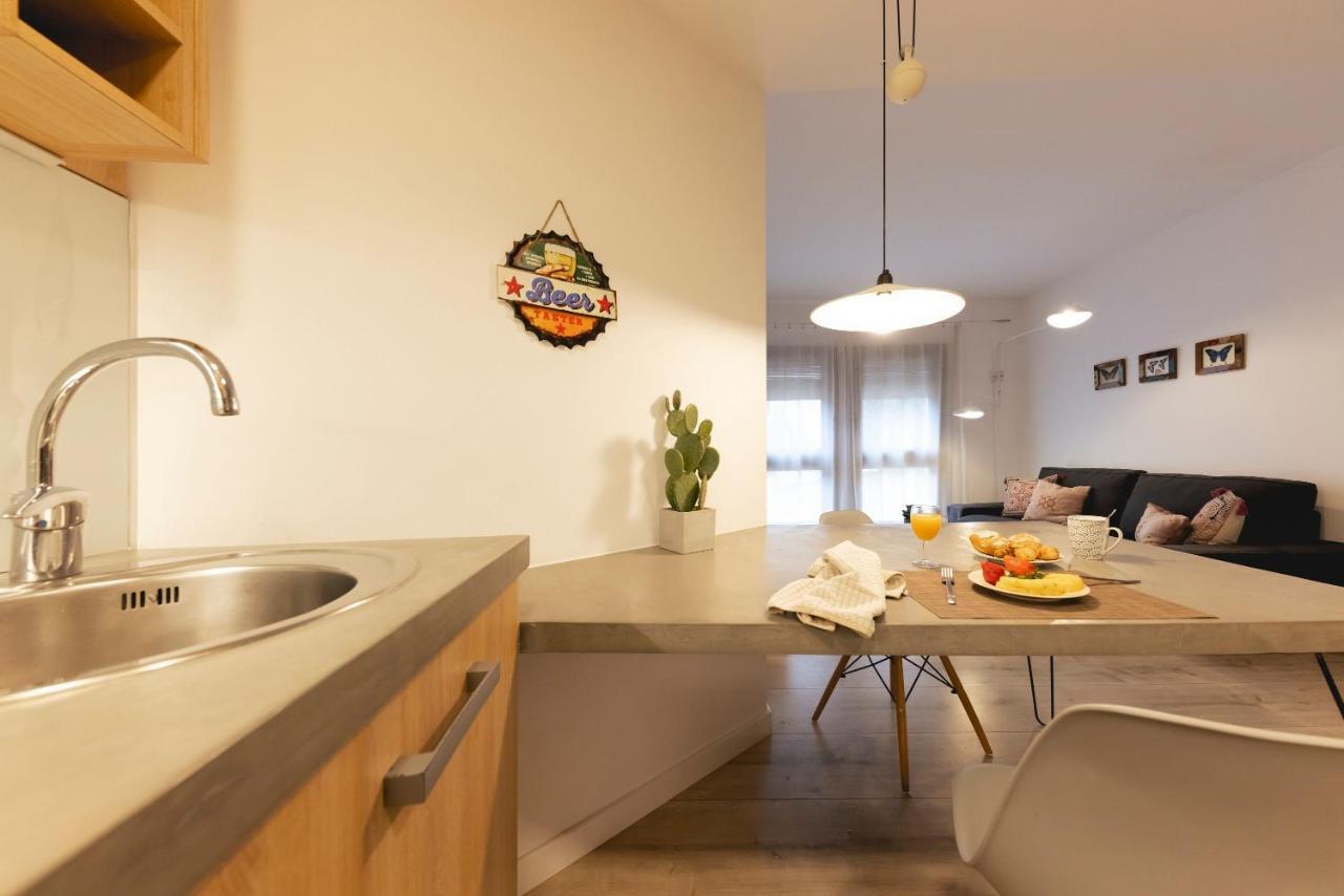 Bravissimo La Mora Apartment ชีโรนา ภายนอก รูปภาพ