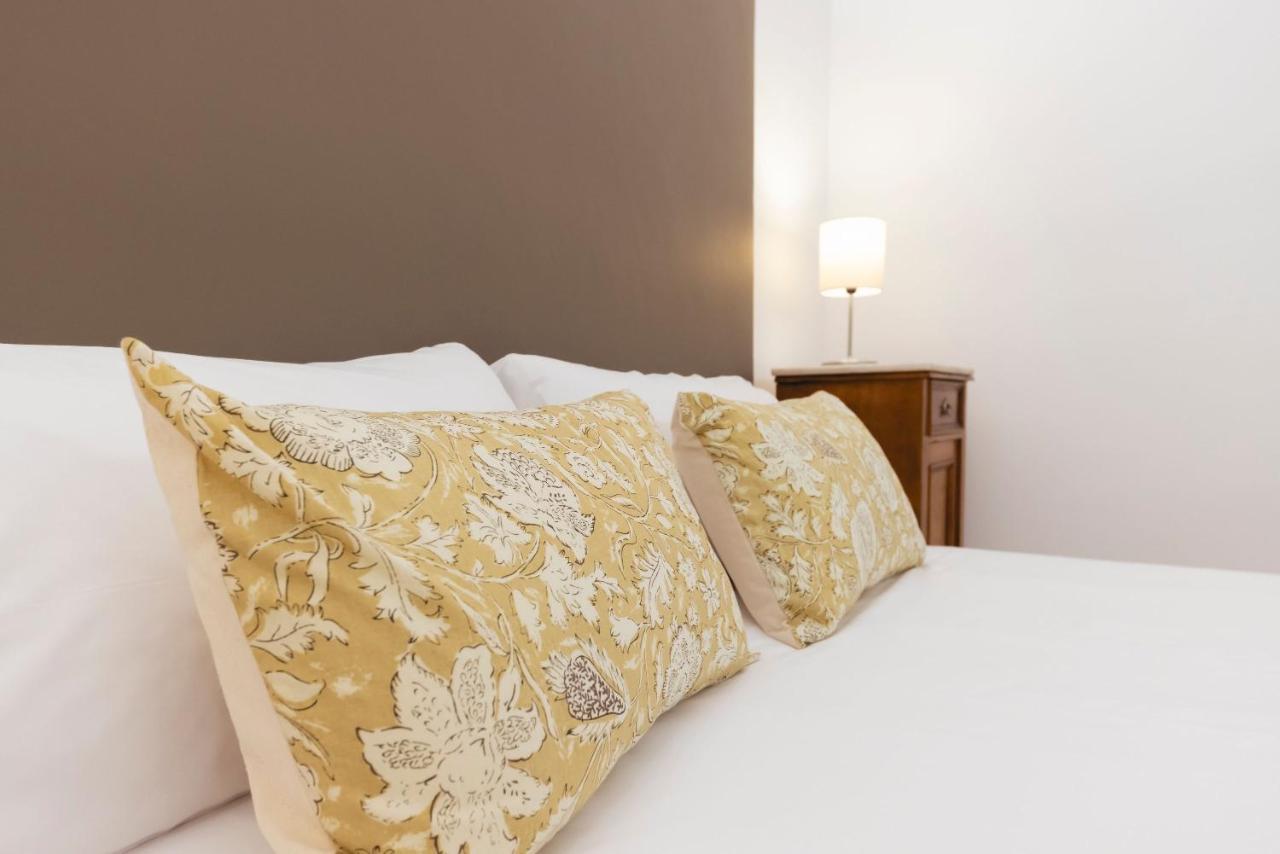 Bravissimo La Mora Apartment ชีโรนา ภายนอก รูปภาพ
